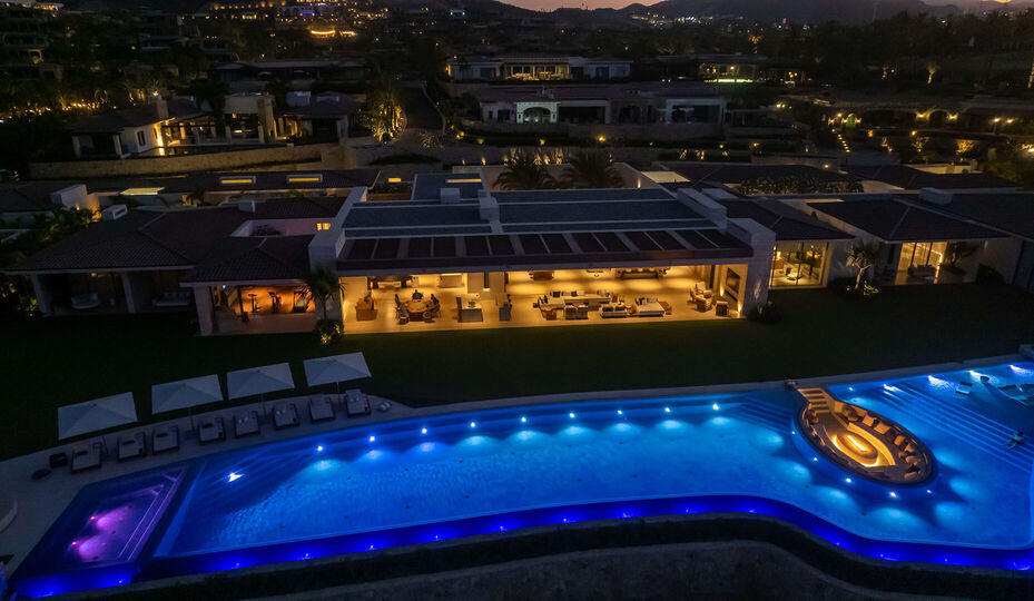 Cabo San Jose Villa 1048'de Lüksün Özünü Keşfedin: Sahil Cennetiniz Sizi Bekliyor
