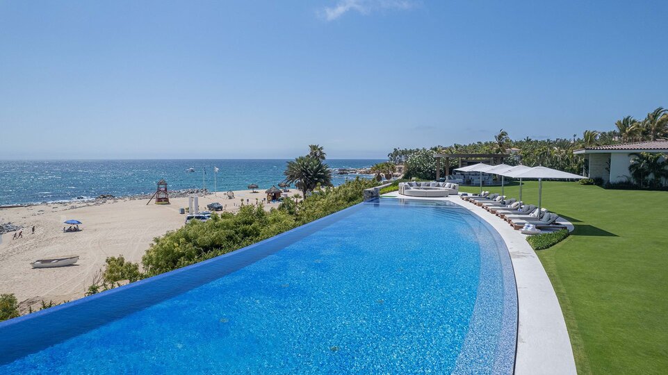 Cabo San Jose Villa 1048'de Lüksün Özünü Keşfedin: Sahil Cennetiniz Sizi Bekliyor