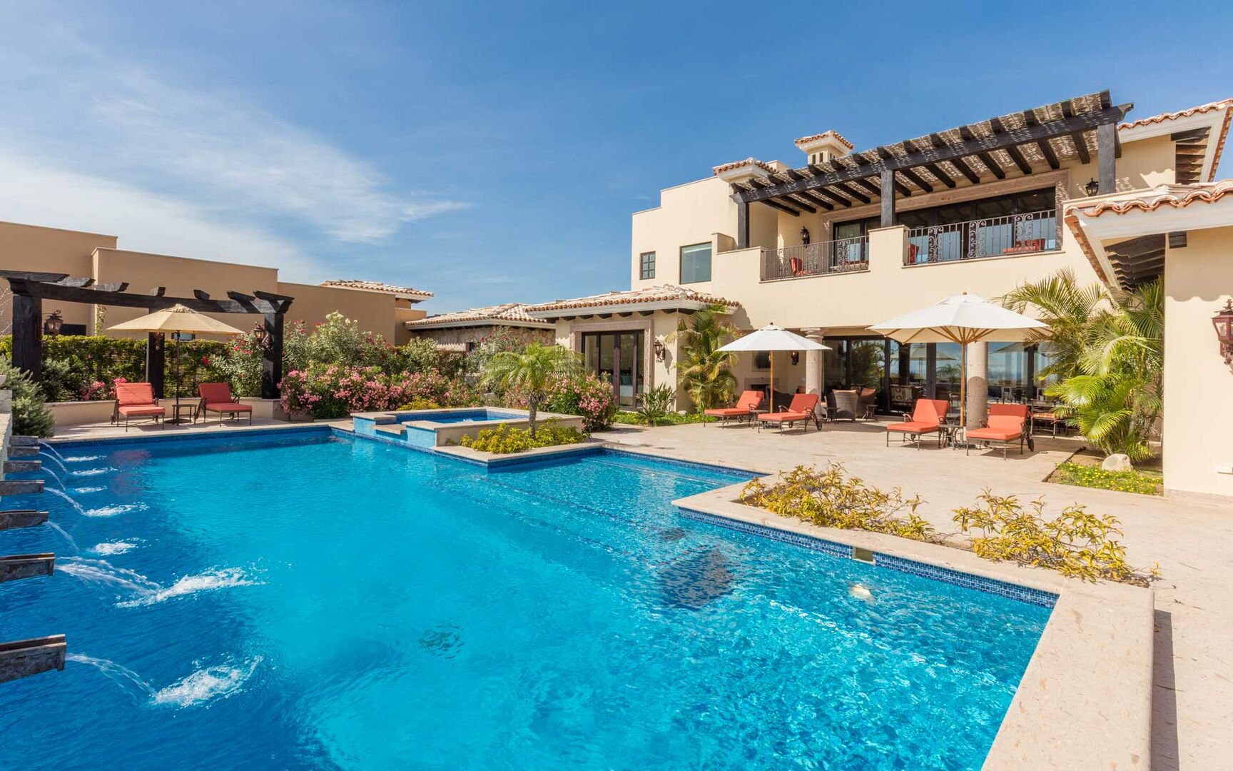 Cabo San Lucas'ın Diamante bölgesinin kalbinde lüks bir kaçamak: Villa 1051