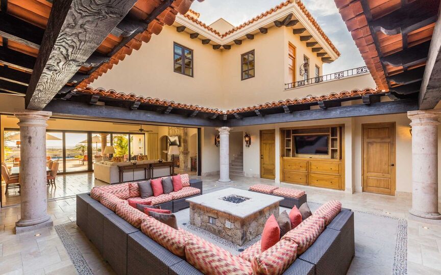 Cabo San Lucas'ın Diamante bölgesinin kalbinde lüks bir kaçamak: Villa 1051
