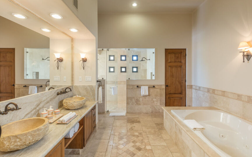 Cabo San Lucas'ın Diamante bölgesinin kalbinde lüks bir kaçamak: Villa 1051