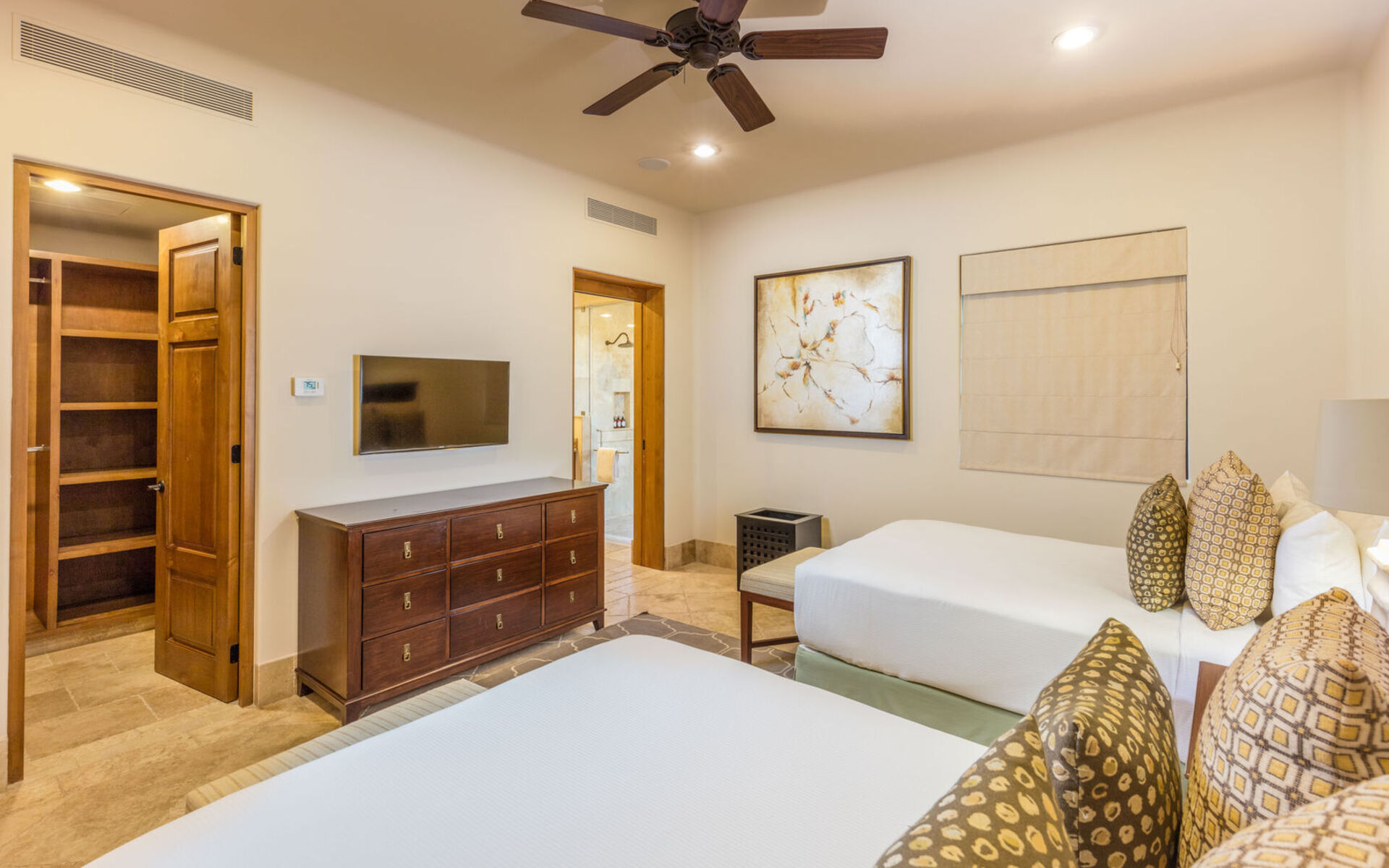 Cabo San Lucas'ın Diamante bölgesinin kalbinde lüks bir kaçamak: Villa 1051