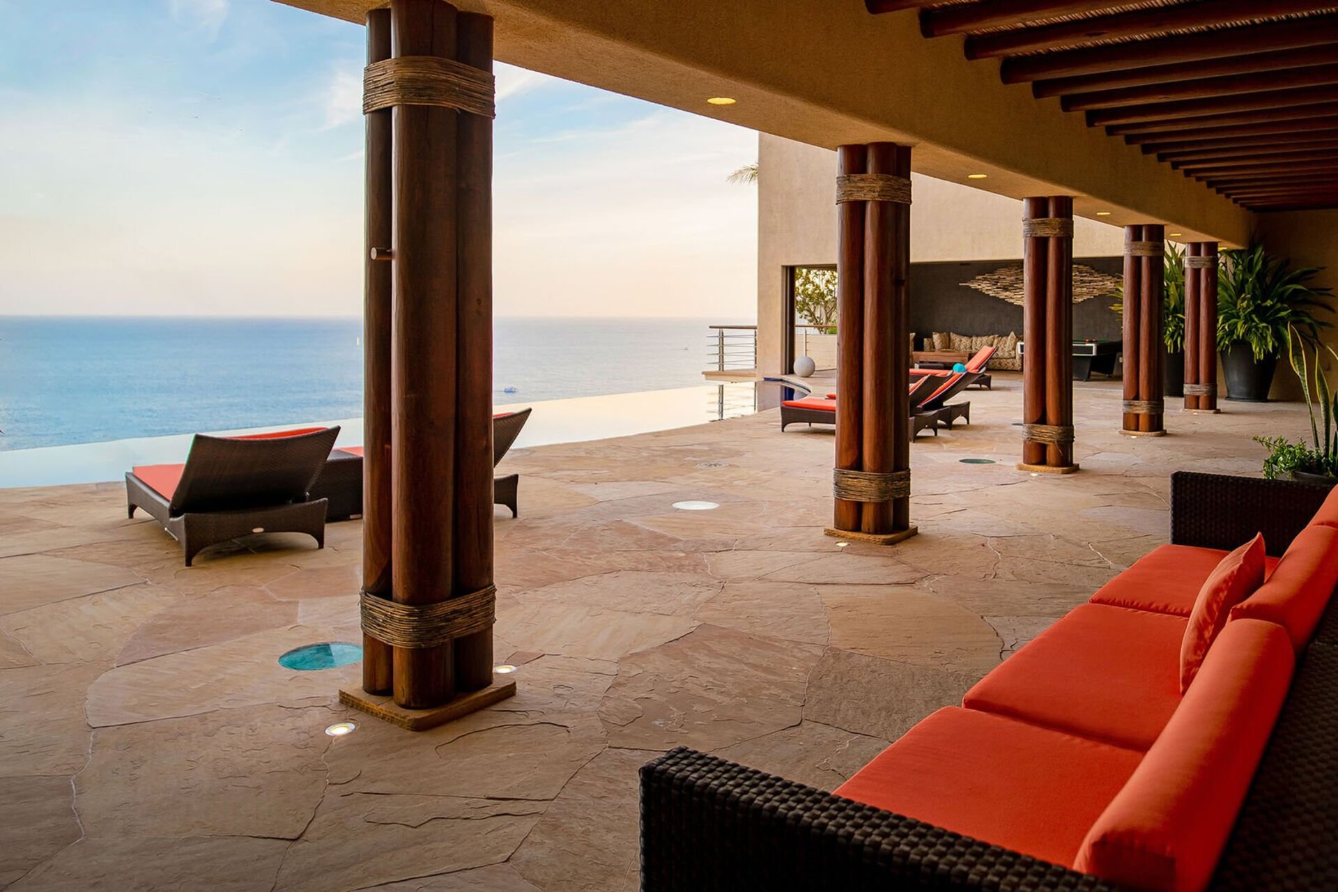 Cabo San Lucas Villa 1053'te Eşsiz Lüks ve Unutulmaz Manzaralar Sizi Bekliyor