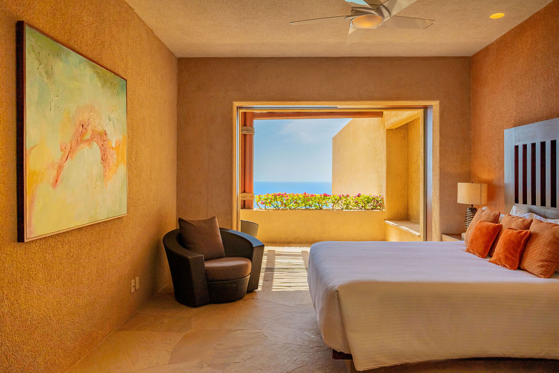 Cabo San Lucas Villa 1053'te Eşsiz Lüks ve Unutulmaz Manzaralar Sizi Bekliyor