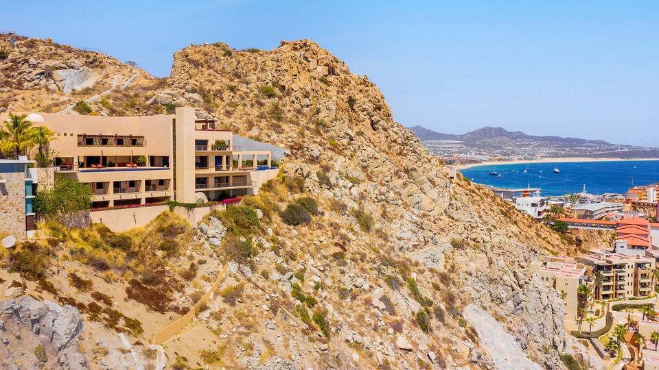 Cabo San Lucas Villa 1053'te Eşsiz Lüks ve Unutulmaz Manzaralar Sizi Bekliyor