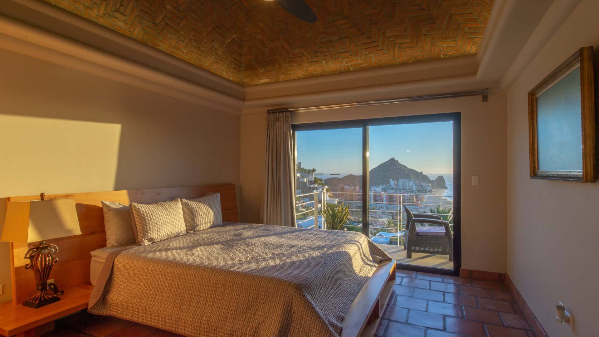 Cabo San Lucas'ta Muhteşem Manzaralı Lüks 5 Katlı Villa 1054