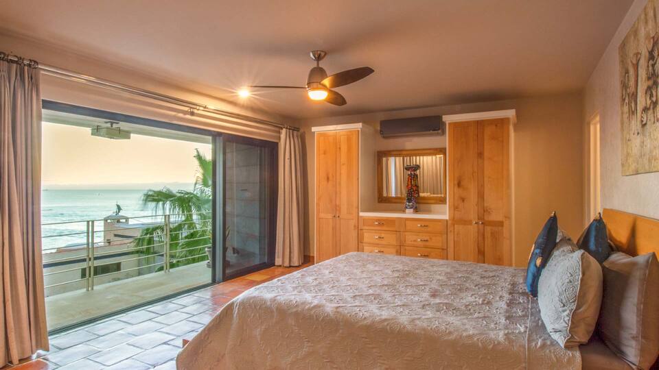 Cabo San Lucas'ta Muhteşem Manzaralı Lüks 5 Katlı Villa 1054