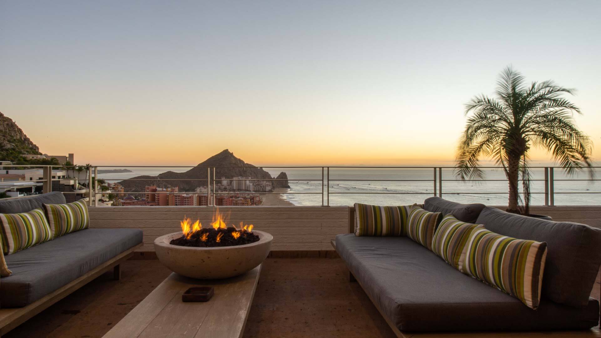 Cabo San Lucas'ta Muhteşem Manzaralı Lüks 5 Katlı Villa 1054