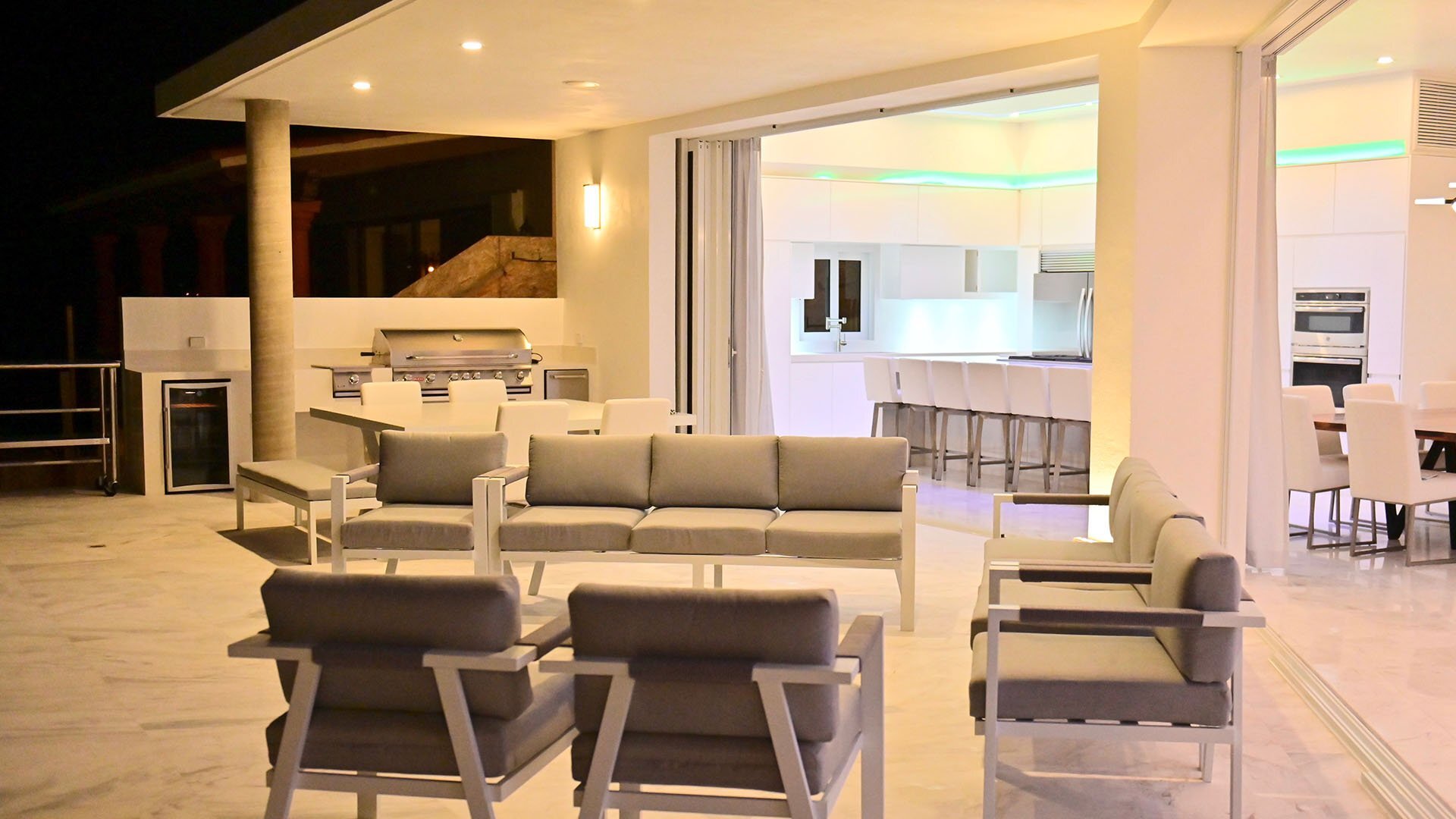 Cabo San Lucas Villa 1056'da Lüksün Tadını Çıkarın - Lüks Yeniden Tanımlandı