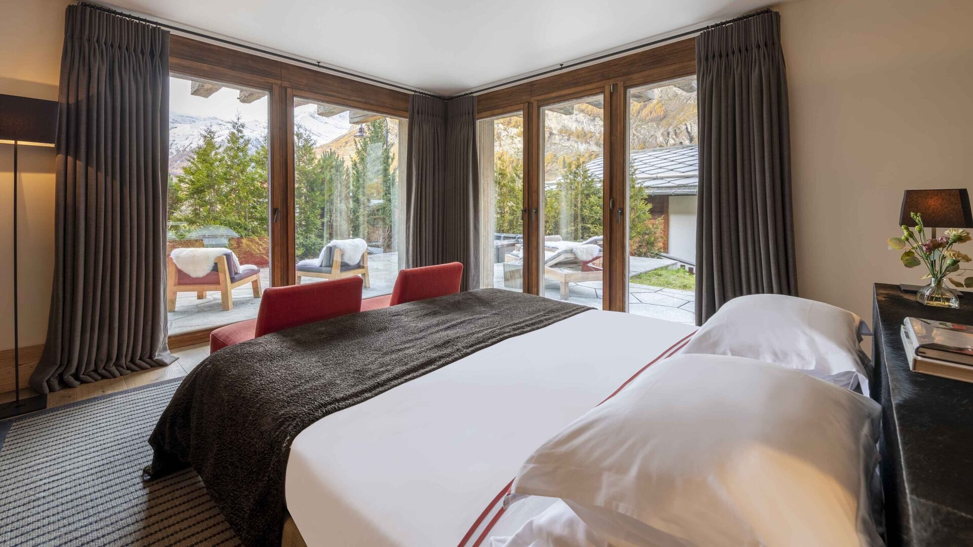 Eşsiz Lüks ve Nefes Kesici Alp Manzaraları, Valais Chalet 1401