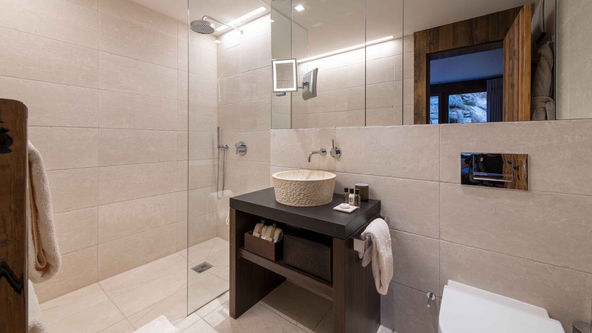 Eşsiz Lüks ve Nefes Kesici Alp Manzaraları, Valais Chalet 1401