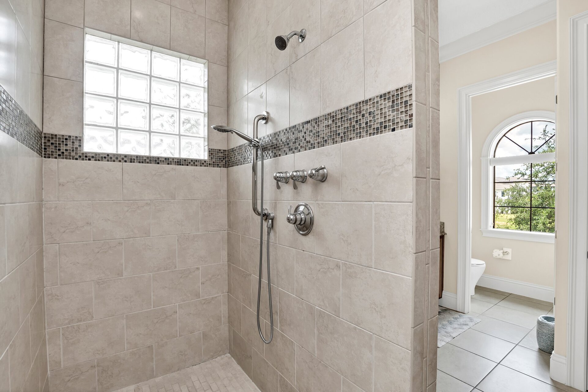 Orlando Oasis'te Modern 5 Yatak Odalı Villa, 6511