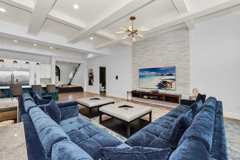 Huzur Sizi Bekliyor - Lüks 7 Yatak Odalı Villa, 6525