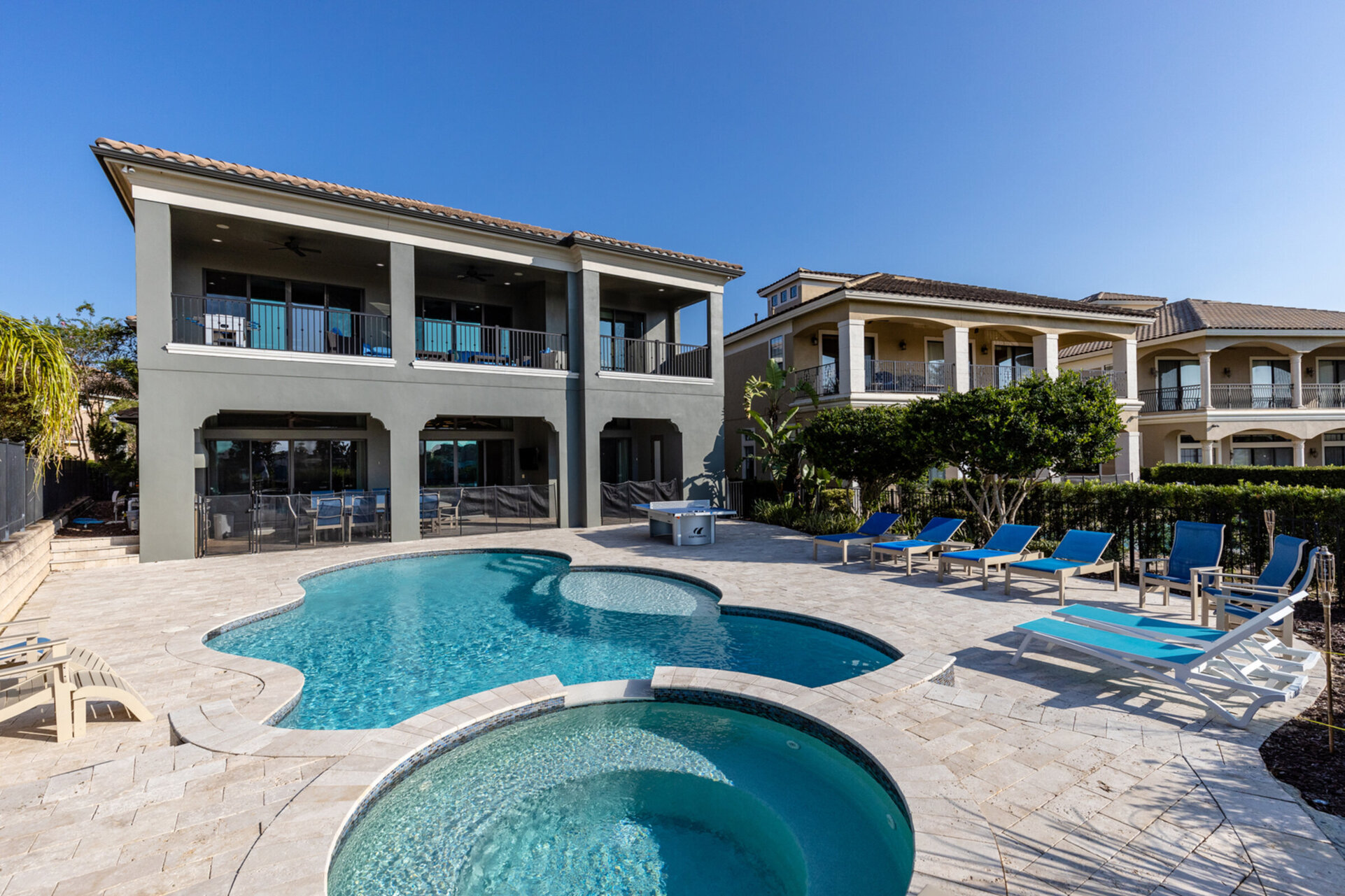 Huzur Sizi Bekliyor - Lüks 7 Yatak Odalı Villa, 6525