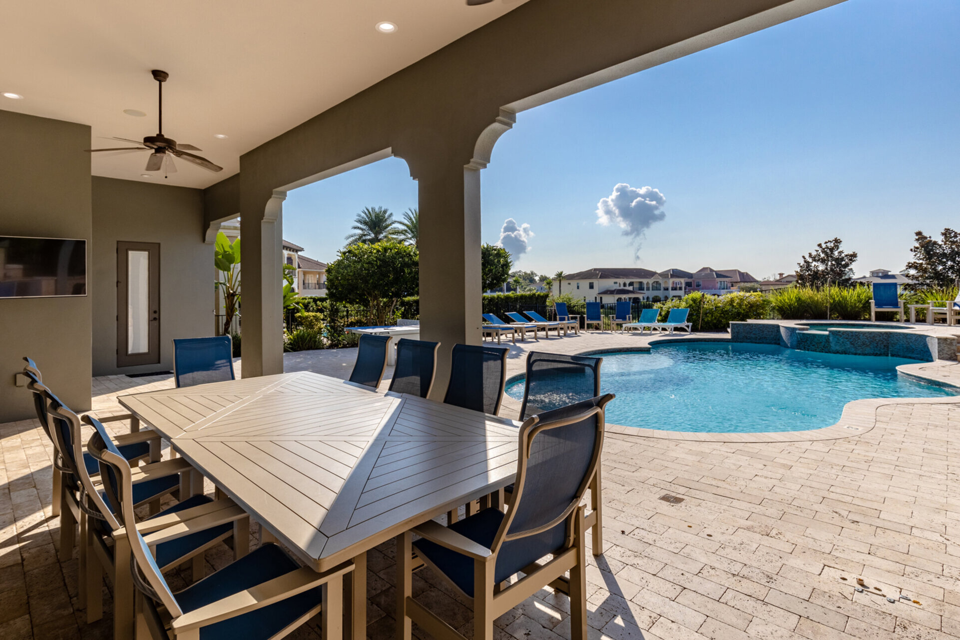 Huzur Sizi Bekliyor - Lüks 7 Yatak Odalı Villa, 6525