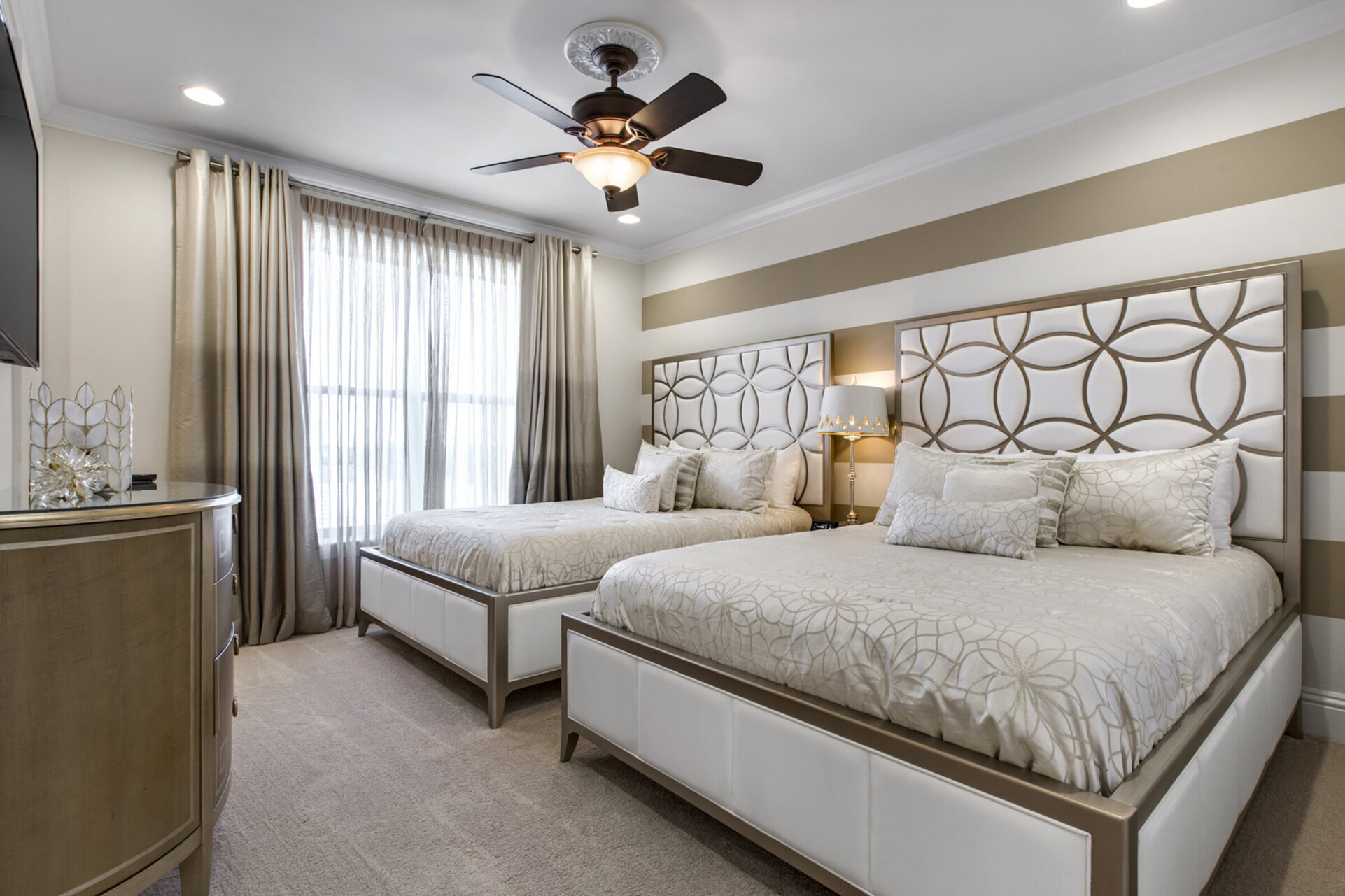The Hollywood Suite is waiting in this third floor suite offering two queen beds