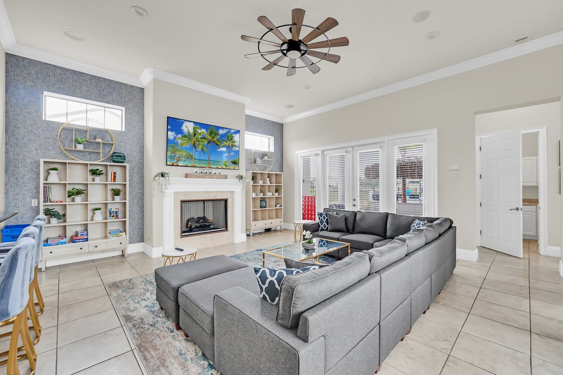Disclaimer: Fireplace(s) not allowed for guest use, homeowner use only.
