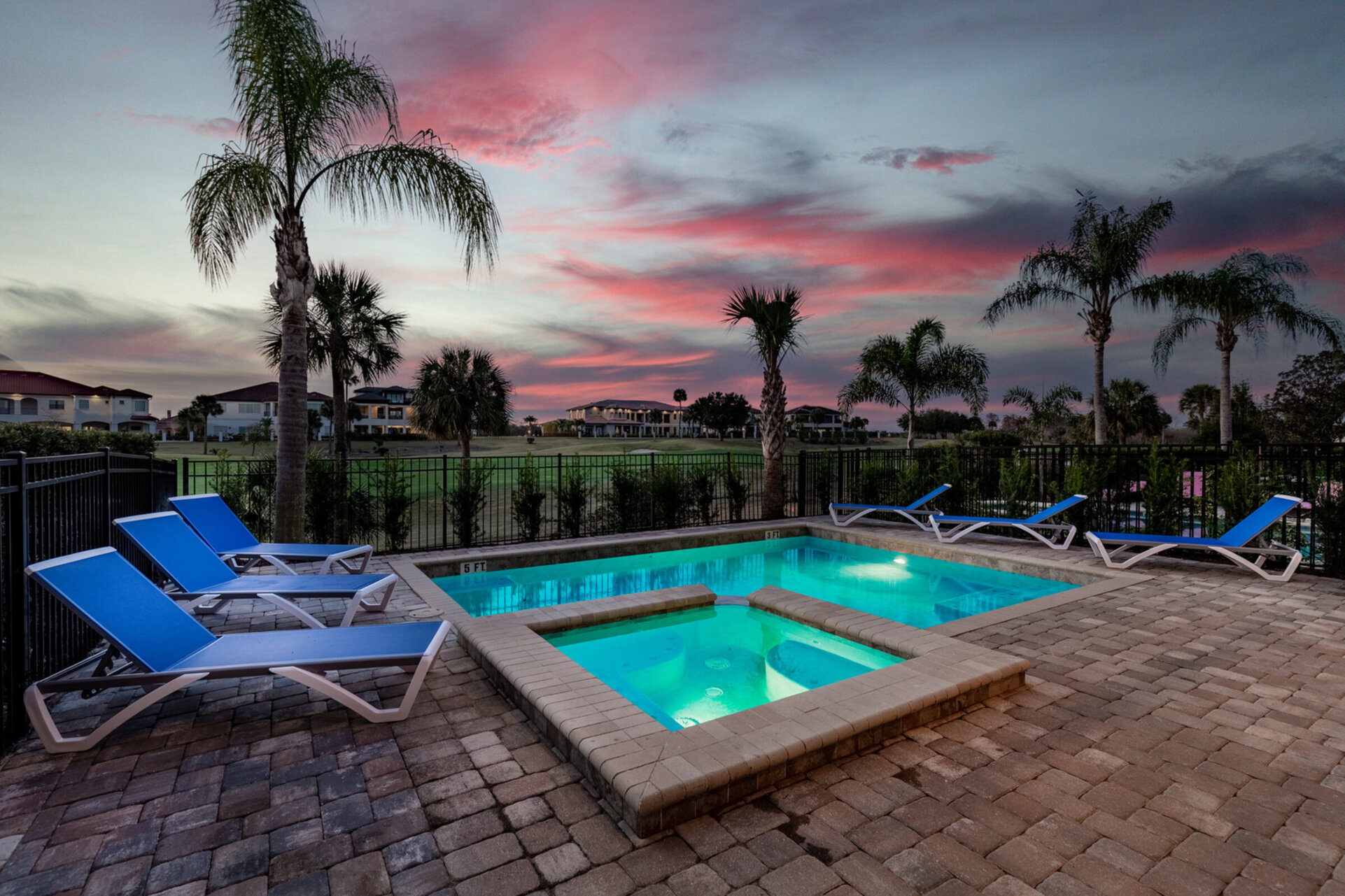 Orlando Bliss'te Huzur Veren 6 Yatak Odalı Tatil Evi, 6574
