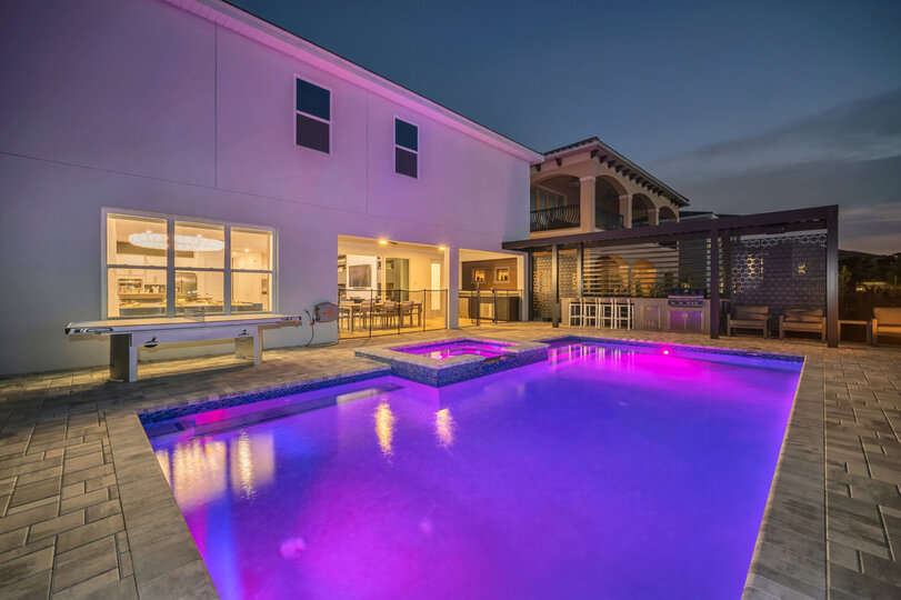Orlando Vahası: 8 Yatak Odalı Villa, 6576