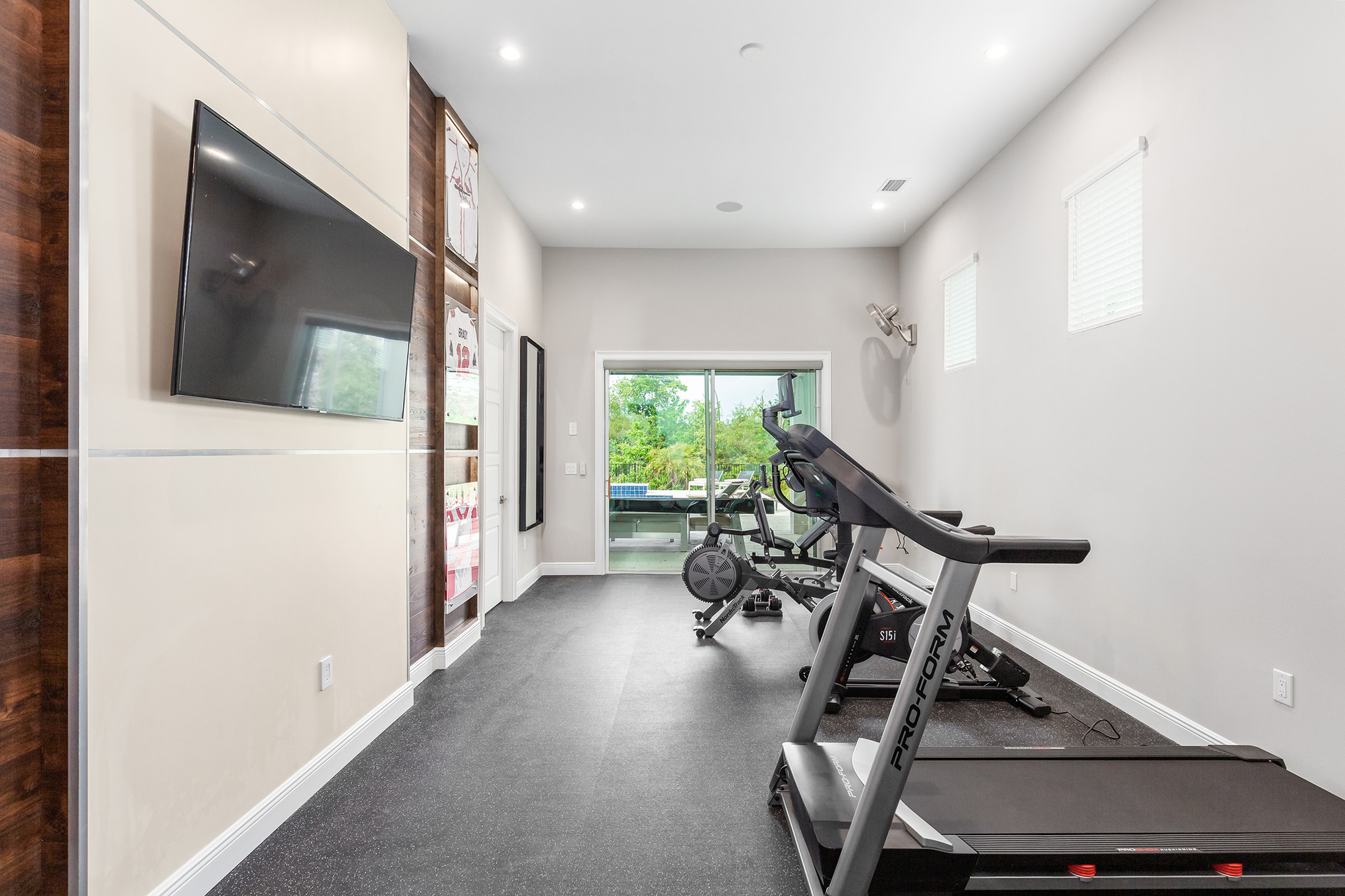 Orlando'da Modern Olanaklara Sahip Şirin Villa, 6578