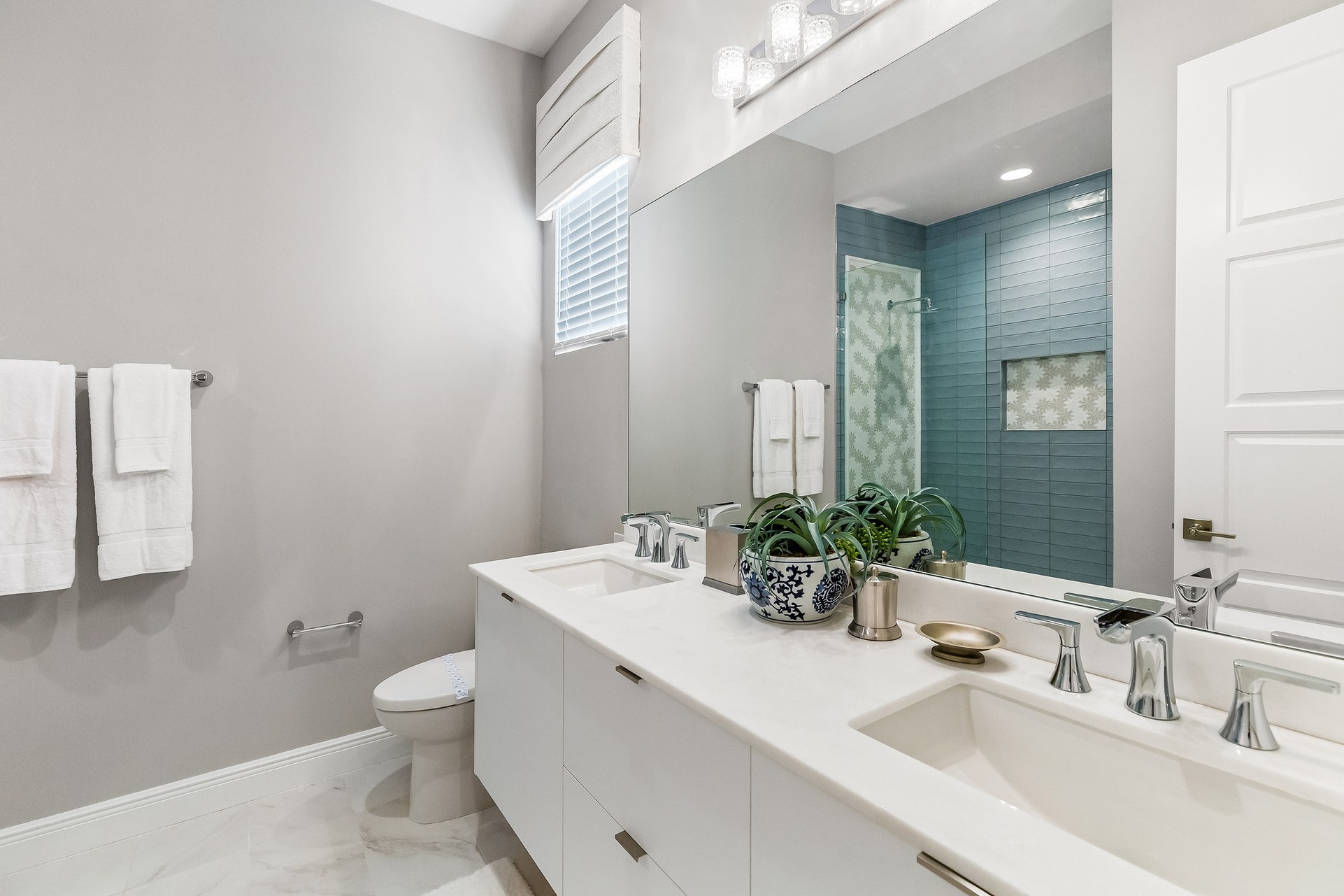 Orlando'da Modern Olanaklara Sahip Şirin Villa, 6578