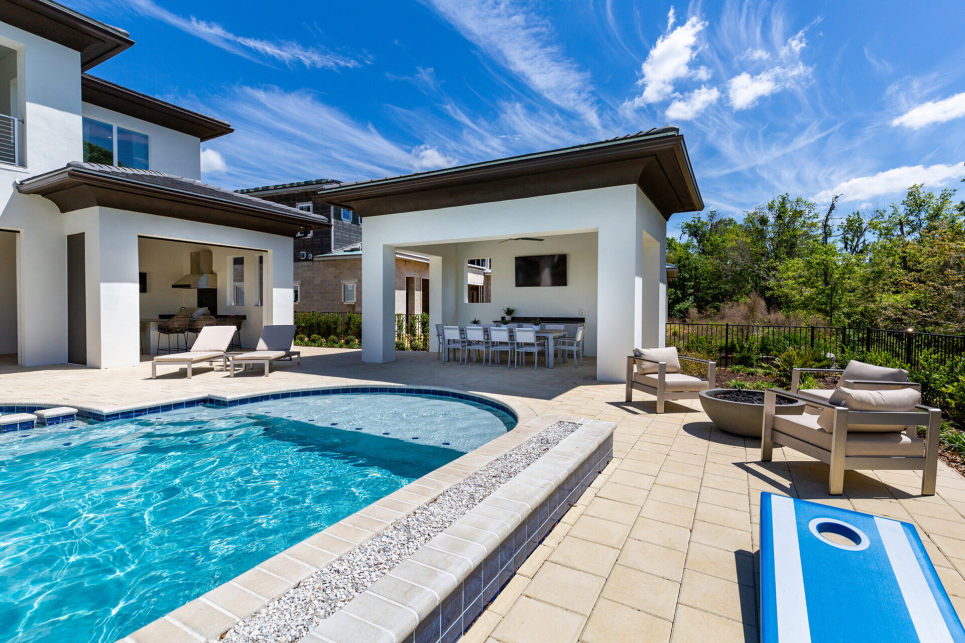Orlando'da Modern Olanaklara Sahip Şirin Villa, 6578