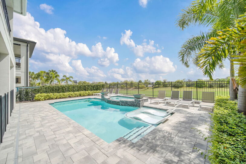 Orlando'da Hayalinizdeki Ev: 6 Yatak Odası, 6583 m²