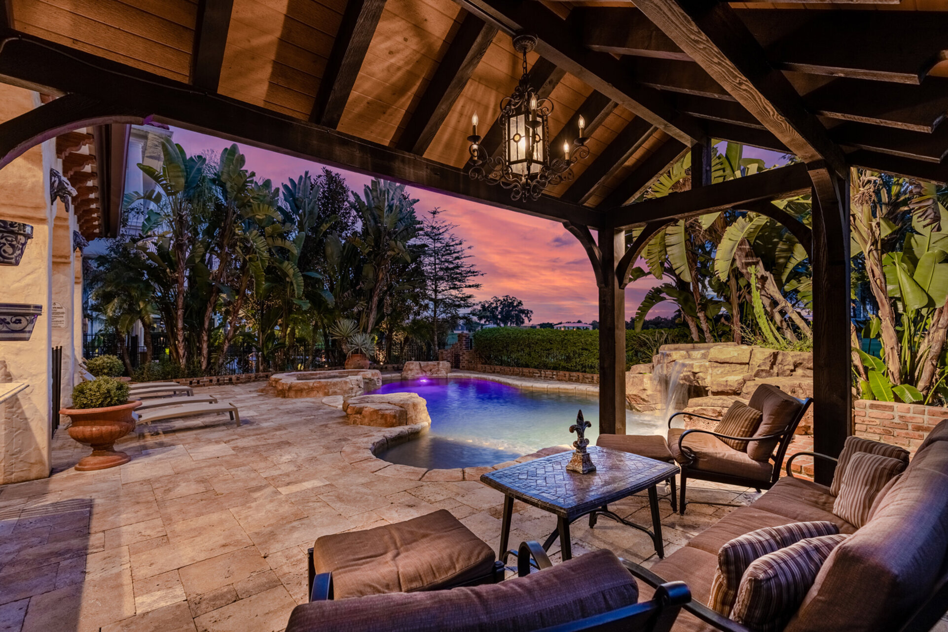 Orlando Rüyası: 5 Yatak Odalı Villa, 6588