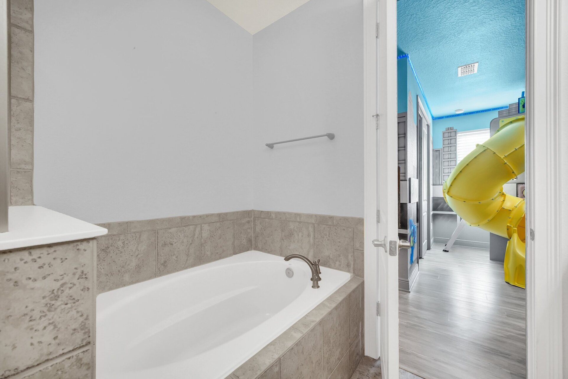 Orlando'da Rüya Gibi 8 Yatak Odalı Villa, 6594