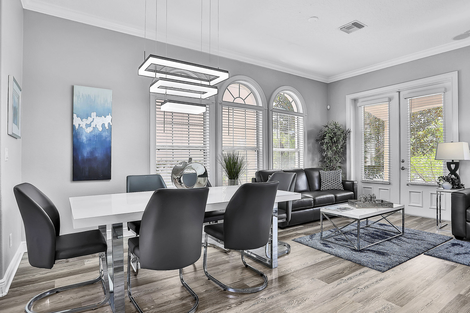 Orlando, 6603'te Lüks 5 Yatak Odalı Villa