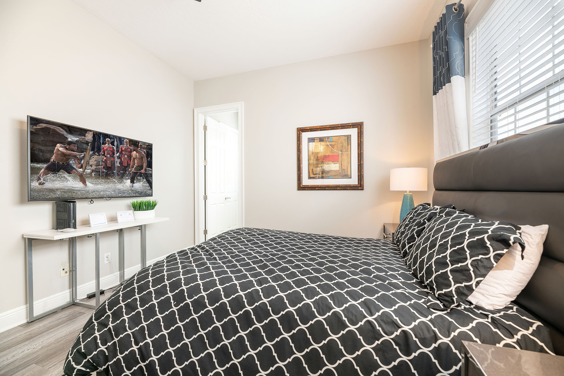 Orlando, 6603'te Lüks 5 Yatak Odalı Villa