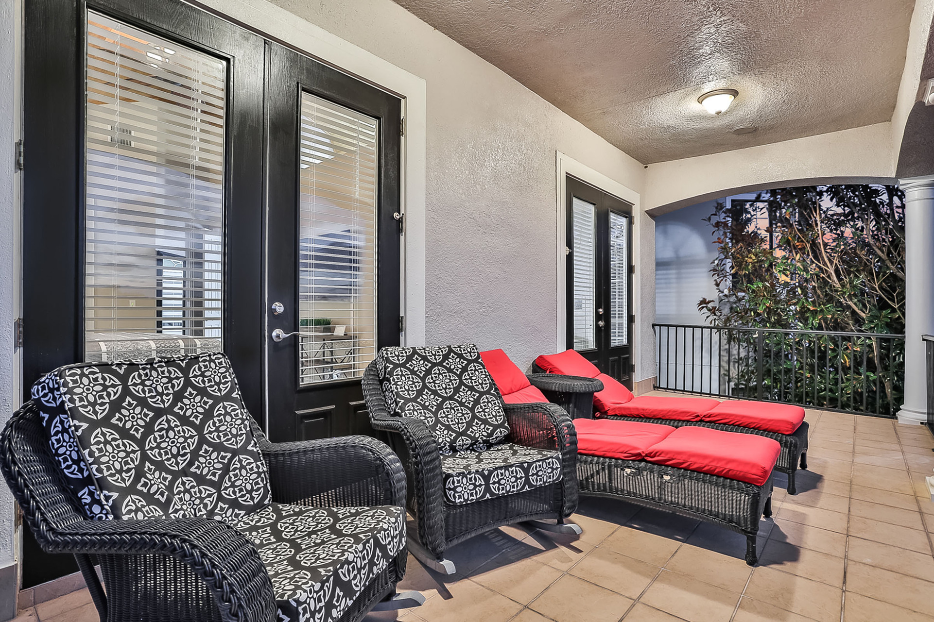 Orlando, 6603'te Lüks 5 Yatak Odalı Villa