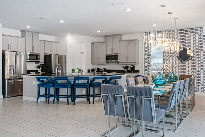 The fully equipped kitchen is perfect for preparing a favorite recipe