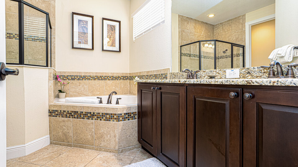 Orlando Magic: 5 Yatak Odalı Villa Rüyası, 6614