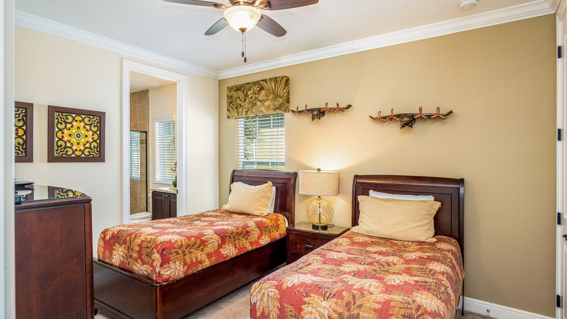 Orlando Magic: 5 Yatak Odalı Villa Rüyası, 6614