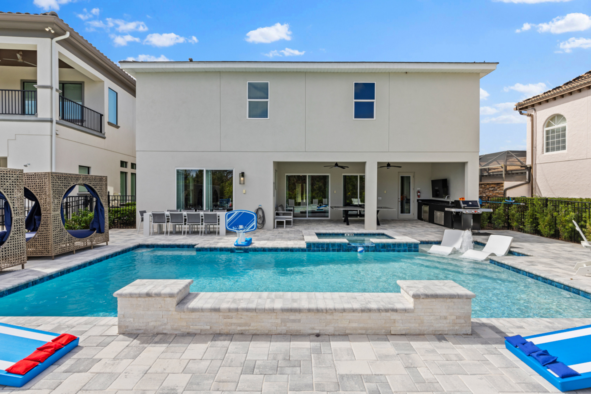 Orlando'nun Gizli Mücevheri Villa, Orlando Villa 6616