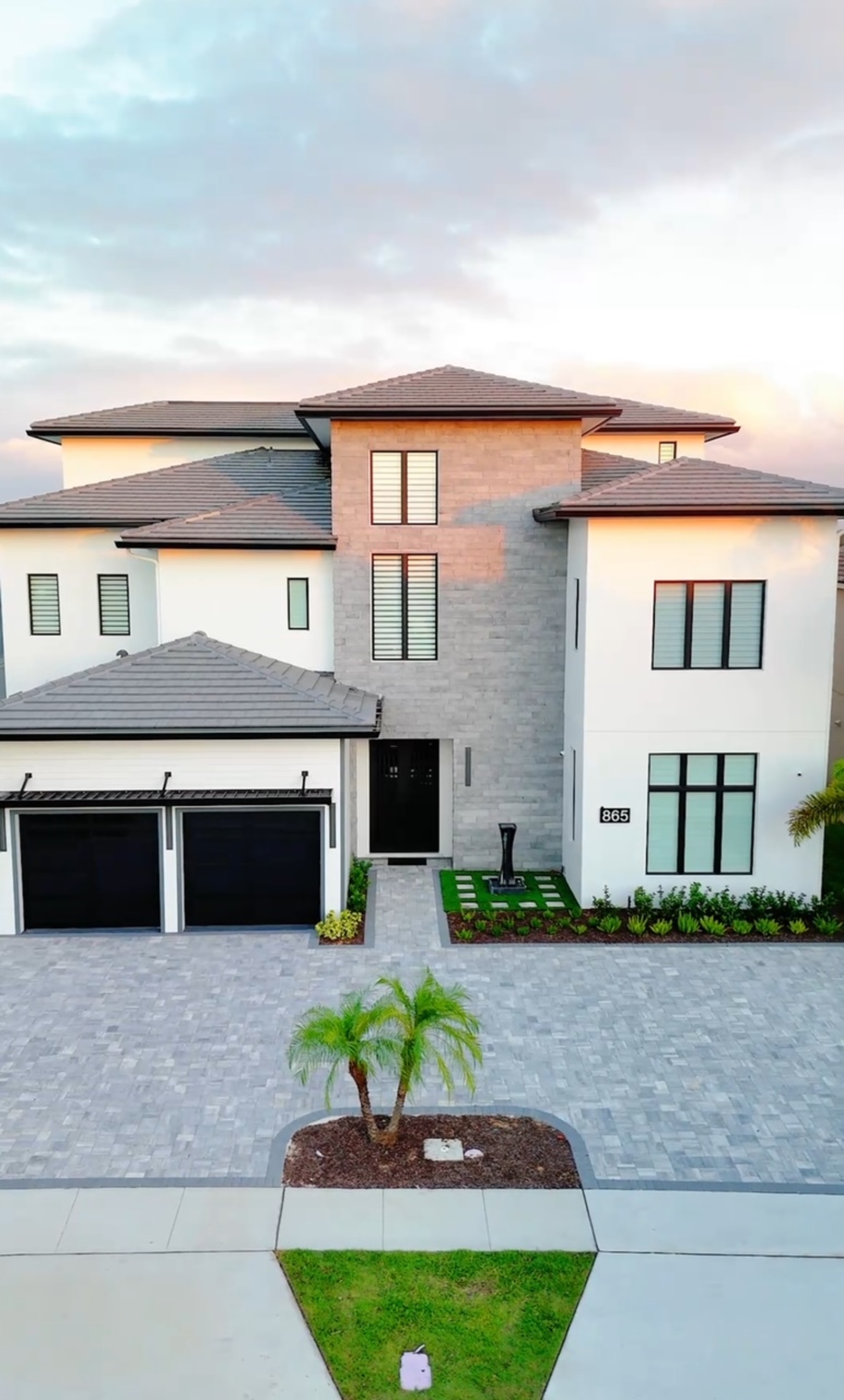 Aile Cenneti: Geniş 10 Yatak Odalı Villa, 6627