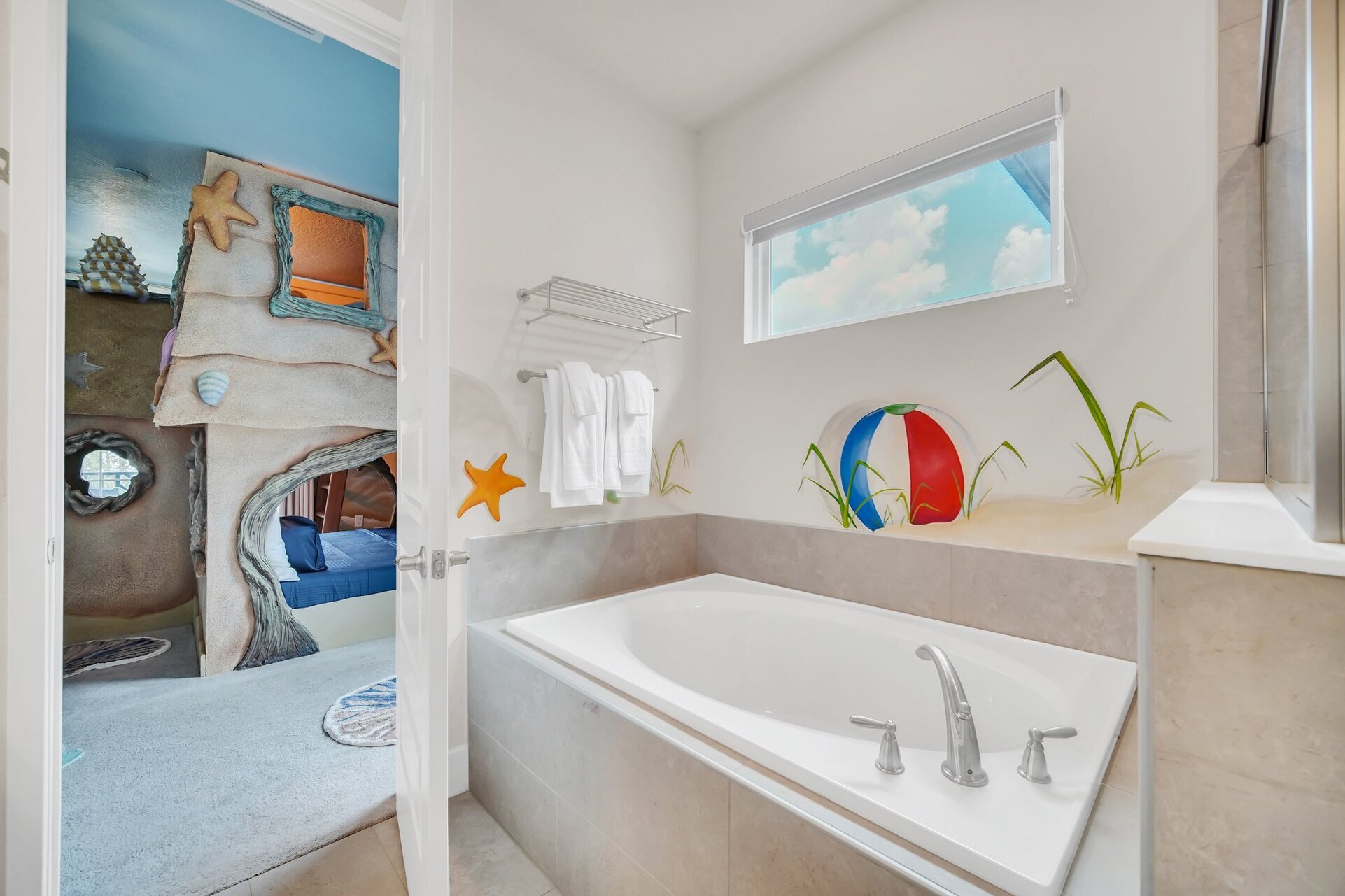 Orlando Oasis'te Lüks 6 Yatak Odalı Villa, 6635