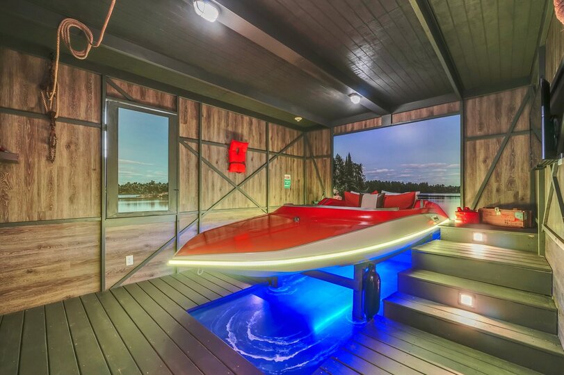 This custom-built jetski-themed bedroom is ideal for guests of all ages