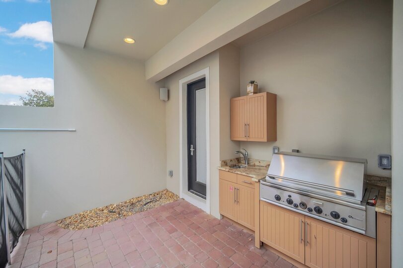 Geniş Orlando Dinlenme Yeri, Orlando Villa 6638