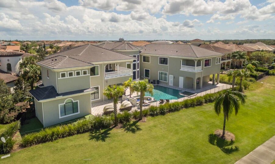 Muhteşem Tasarımlı 9 Yatak Odalı Villa, 6645