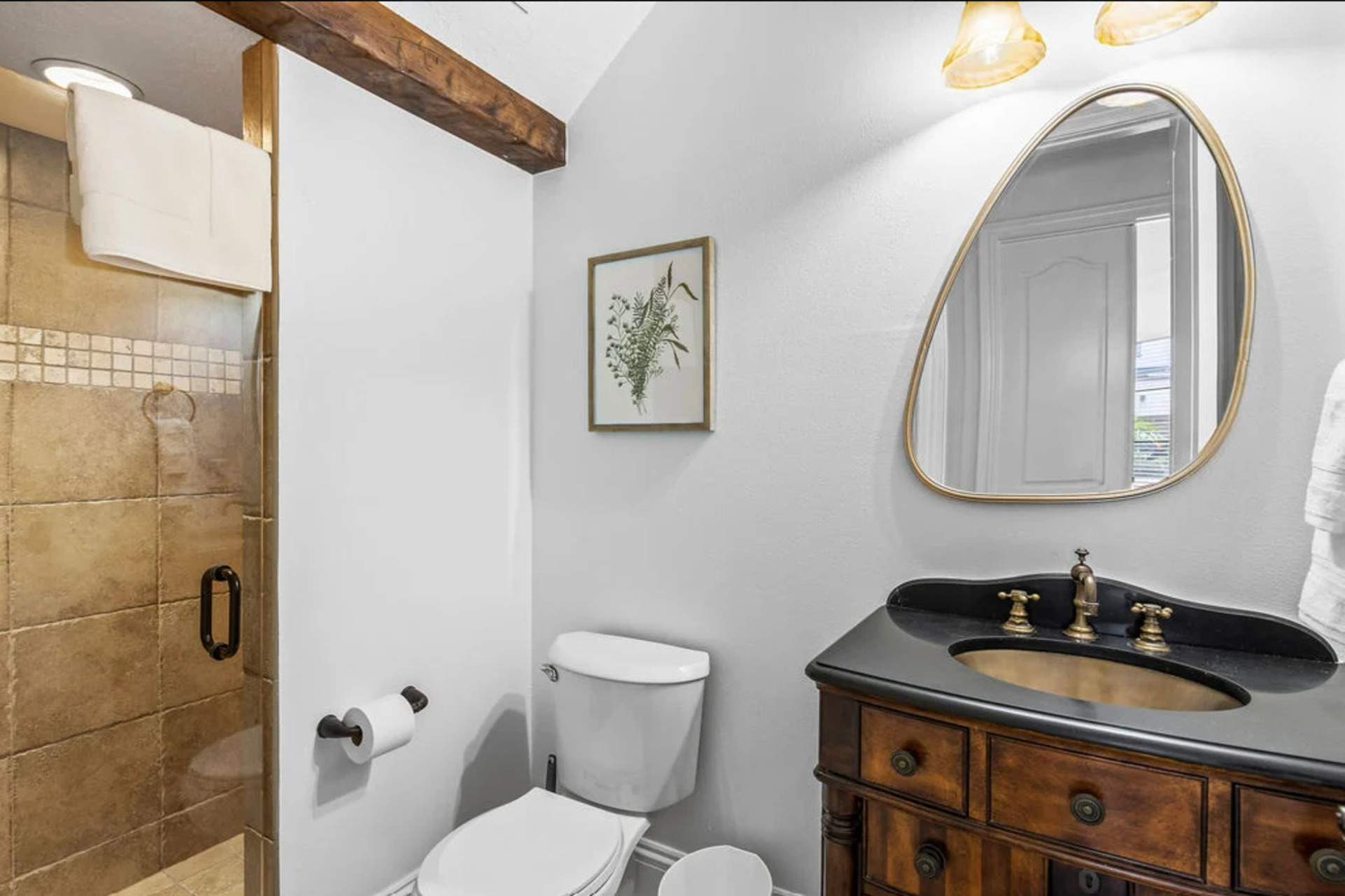 Orlando Cenneti Sizi Bekliyor: 5 Yatak Odalı Villa, 6649