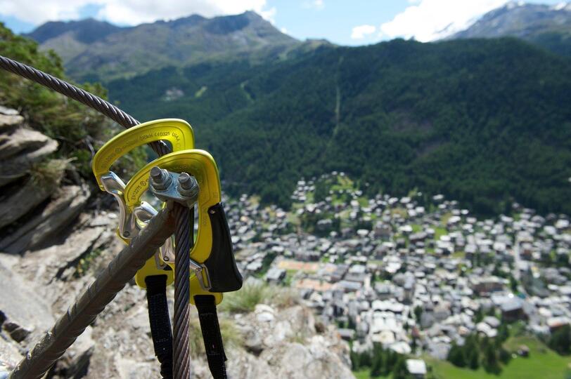 Matterhorn Manzarası ve Alp Zarafeti, Lüks Valais Şale Evi 1407