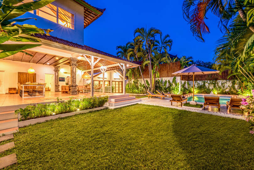 Seminyak Villa 2248: Seminyak'ta Lüks Tropikal Bir Dinlenme Yeri