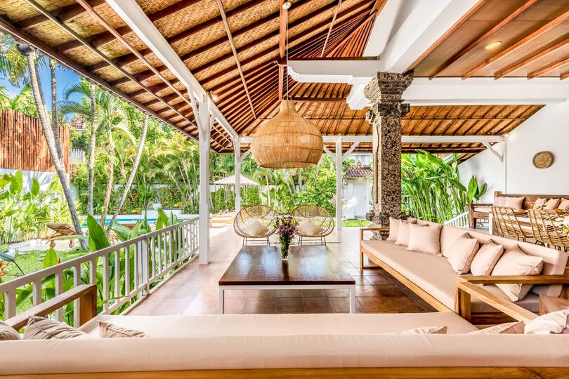 Seminyak Villa 2248: Seminyak'ta Lüks Tropikal Bir Dinlenme Yeri