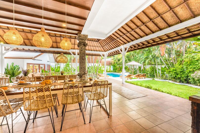 Seminyak Villa 2248: Seminyak'ta Lüks Tropikal Bir Dinlenme Yeri