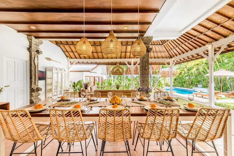 Seminyak Villa 2248: Seminyak'ta Lüks Tropikal Bir Dinlenme Yeri