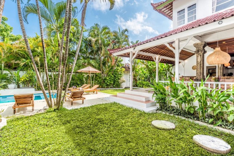 Seminyak Villa 2248: Seminyak'ta Lüks Tropikal Bir Dinlenme Yeri