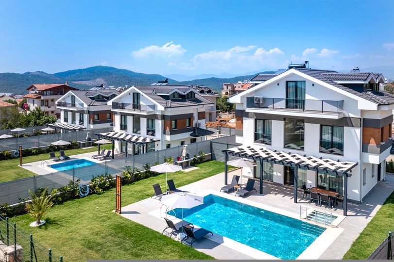 A Private Villa Escape Beneath the Sun 1030