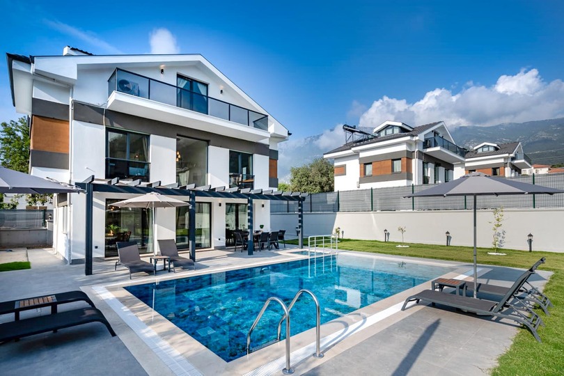 Your Private Escape for Endless Summer 1032